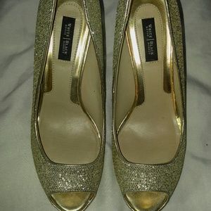 White House Black Market Gold Peep Toe Heels 8